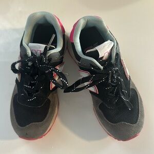 Kids New Balance, black pink and blue